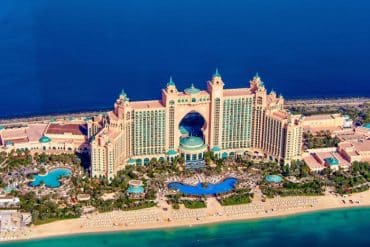 Above Dubai - HeliDubai Review 4