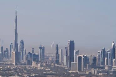 Above Dubai - HeliDubai Review 7