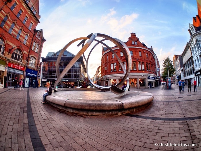 touring Belfast