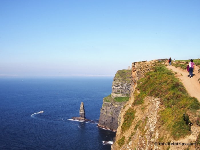 walk along the Cliffs of Moher