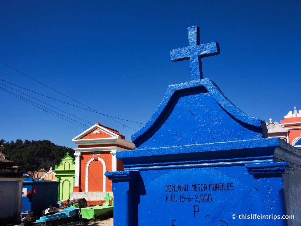 A Photo Walk Through the Chichicastenango Cemetery