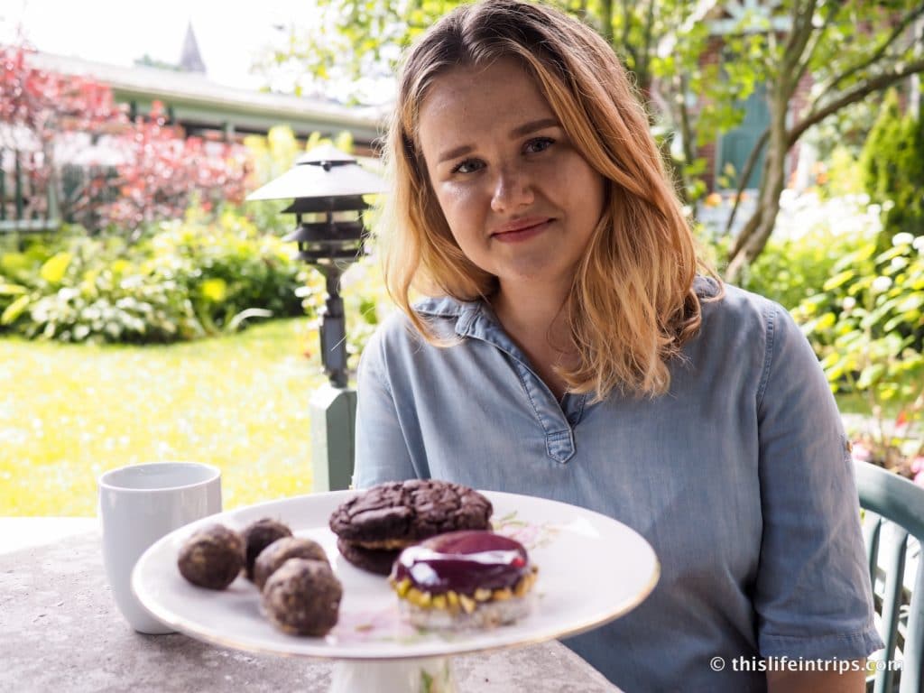 High tea experience with Ksenia in the garden of Hochelaga Inn