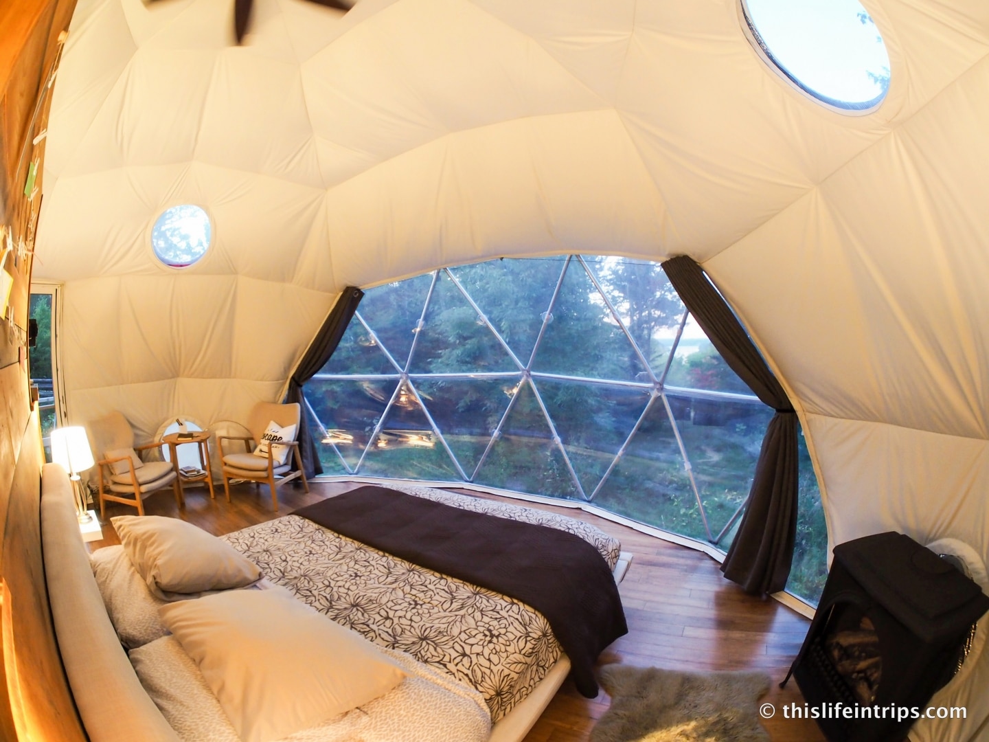 Ridgeback Lodge Review - Glamping in Canada at it's Best