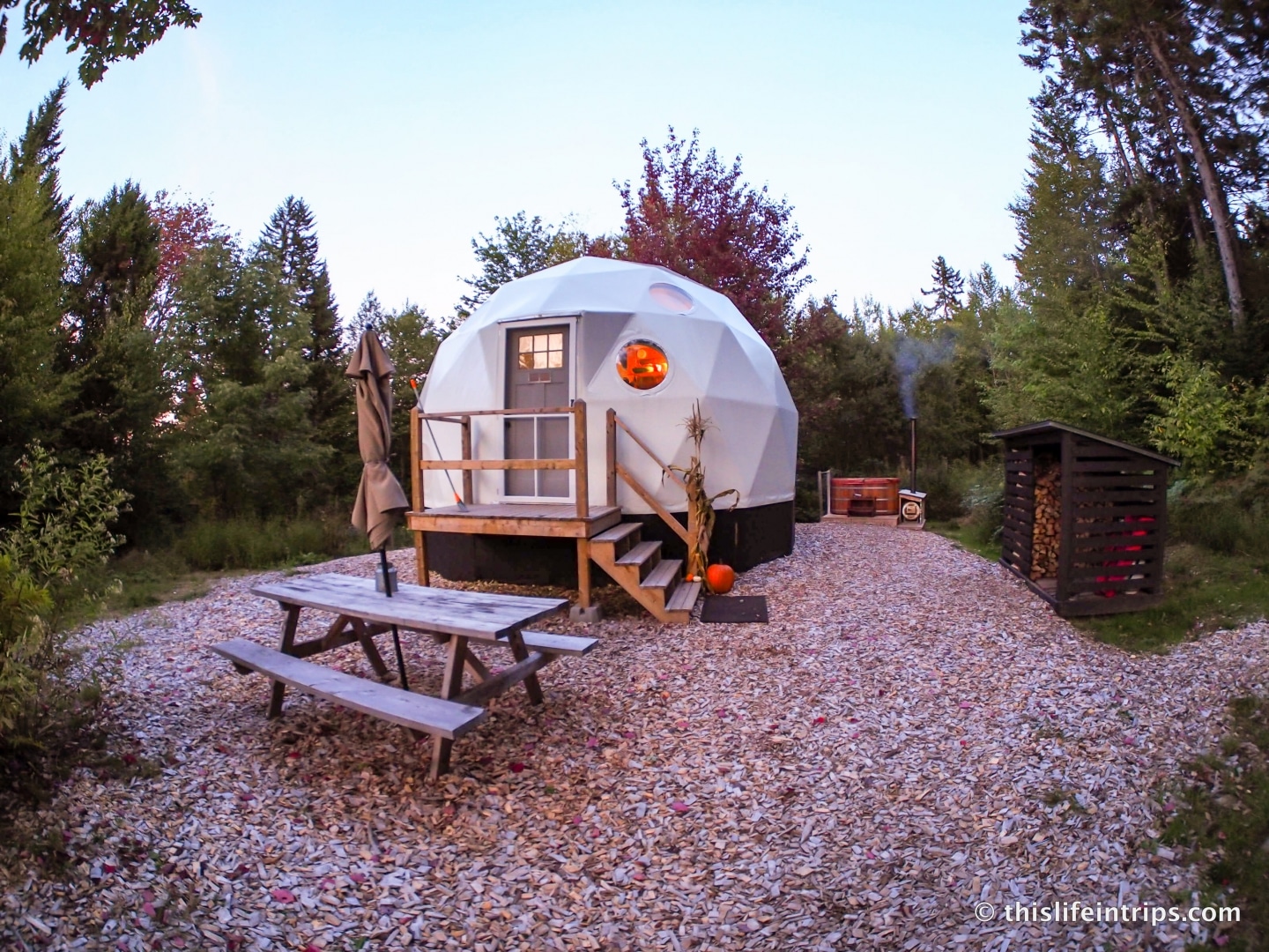 Ridgeback Lodge Review - Glamping in Canada at it's Best