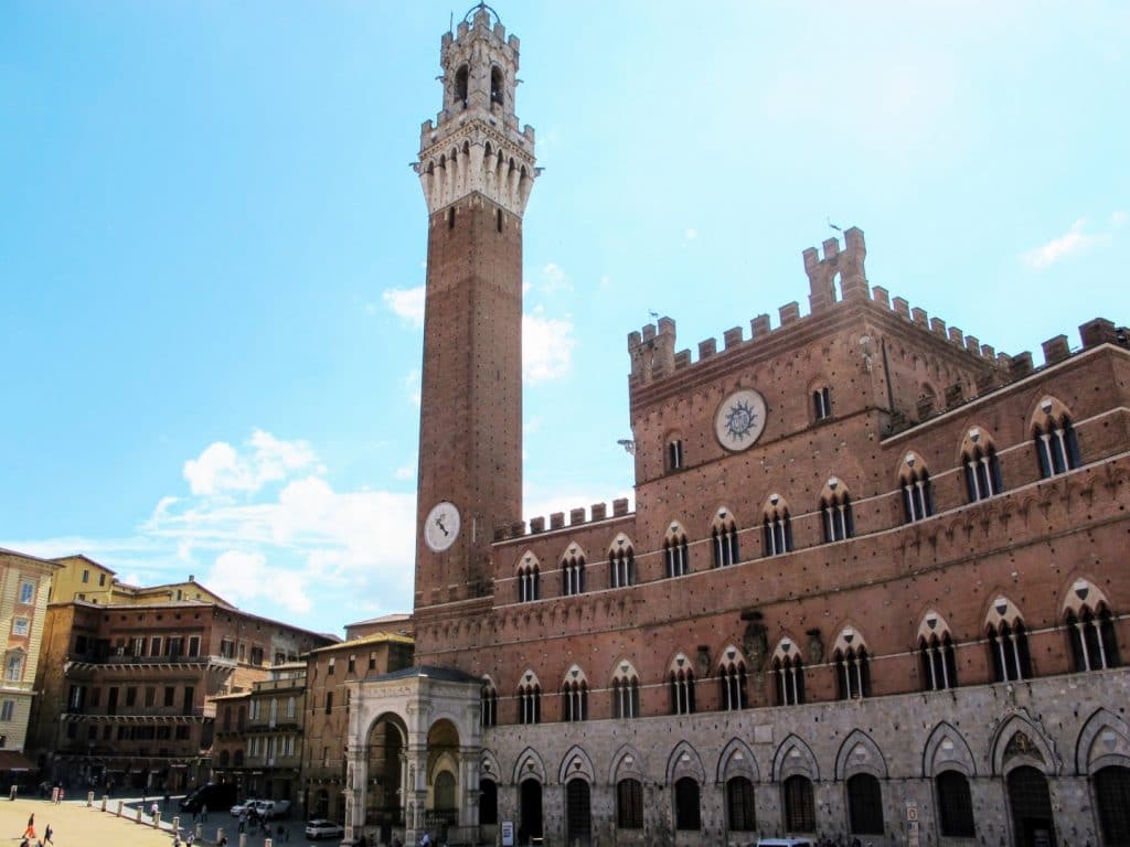 Road Tripping Through Tuscany - City Highlights