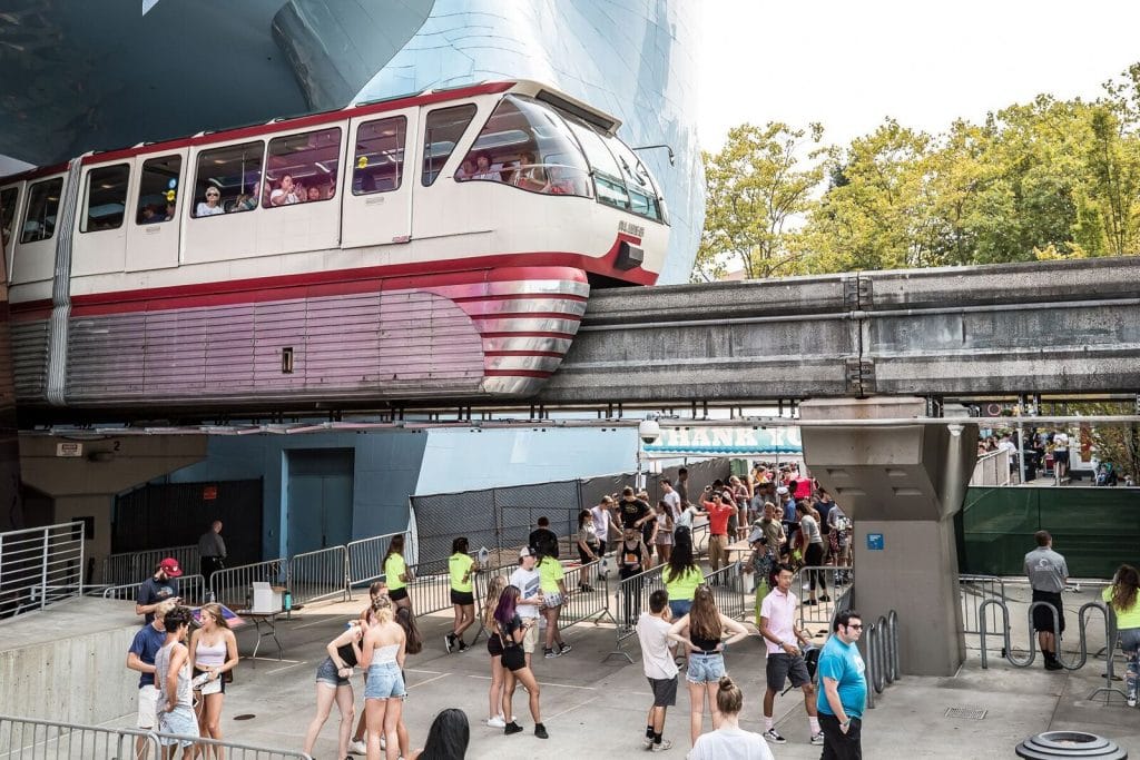 5 REASONS WHY SEATTLE'S BUMBERSHOOT MAY BE YOUR THING