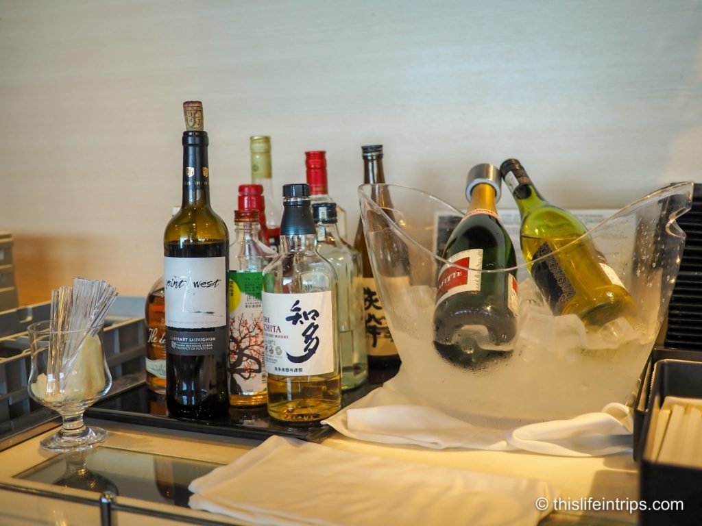 Review: ANA Business Class Lounge - Haneda, Tokyo