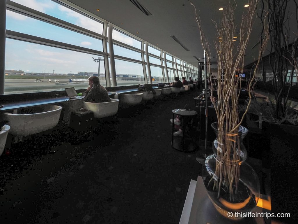 Review: ANA Business Class Lounge - Haneda, Tokyo