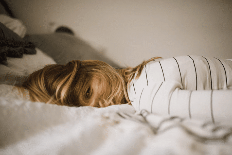 Tips on How To Sleep Better When Travelling