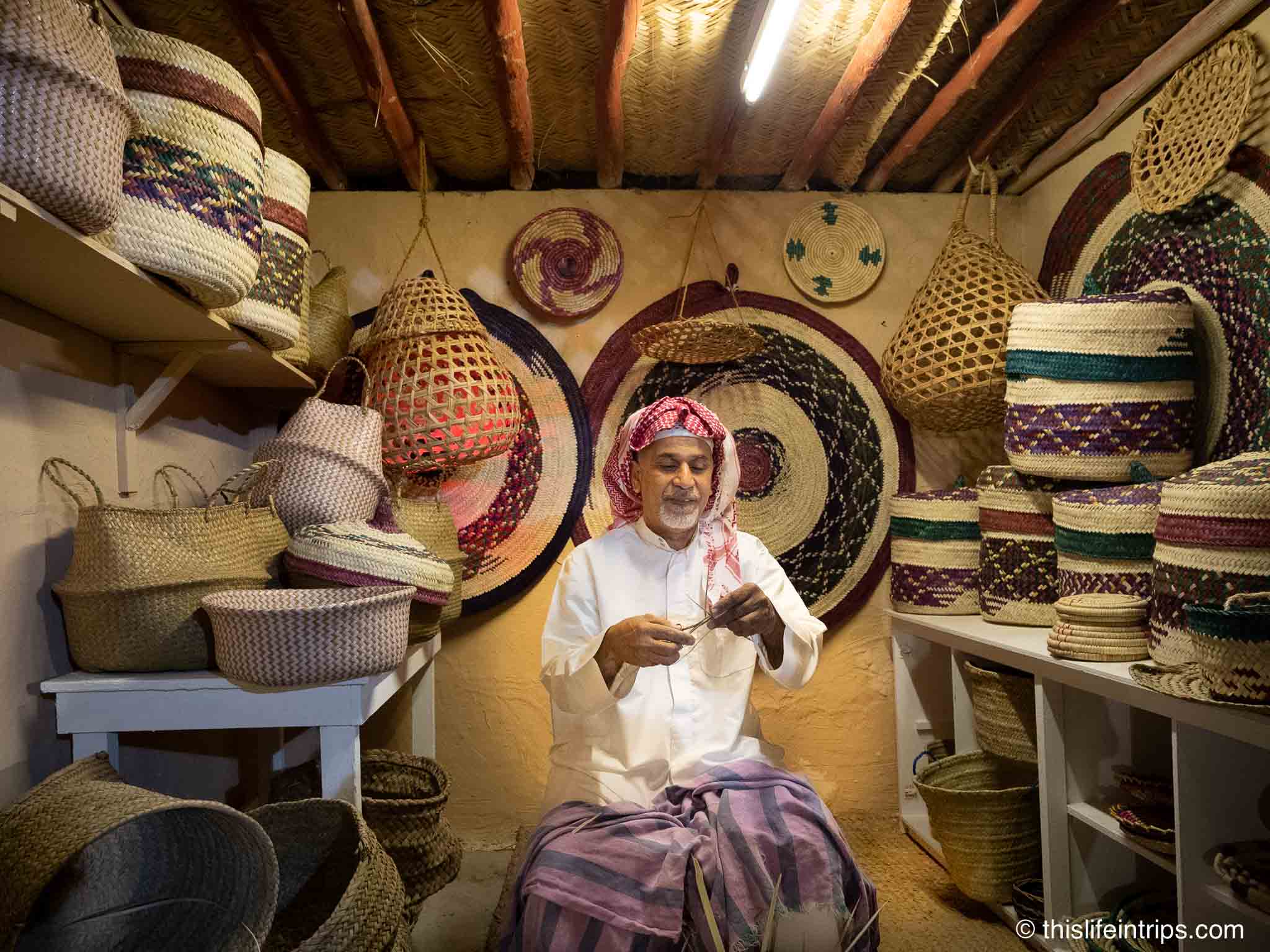 Discover Bahrainian arts and crafts at a cultural fair