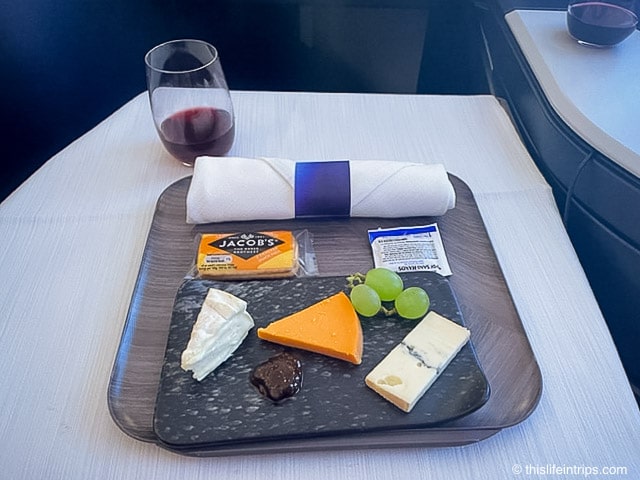 westjet dreamliner business class meal
