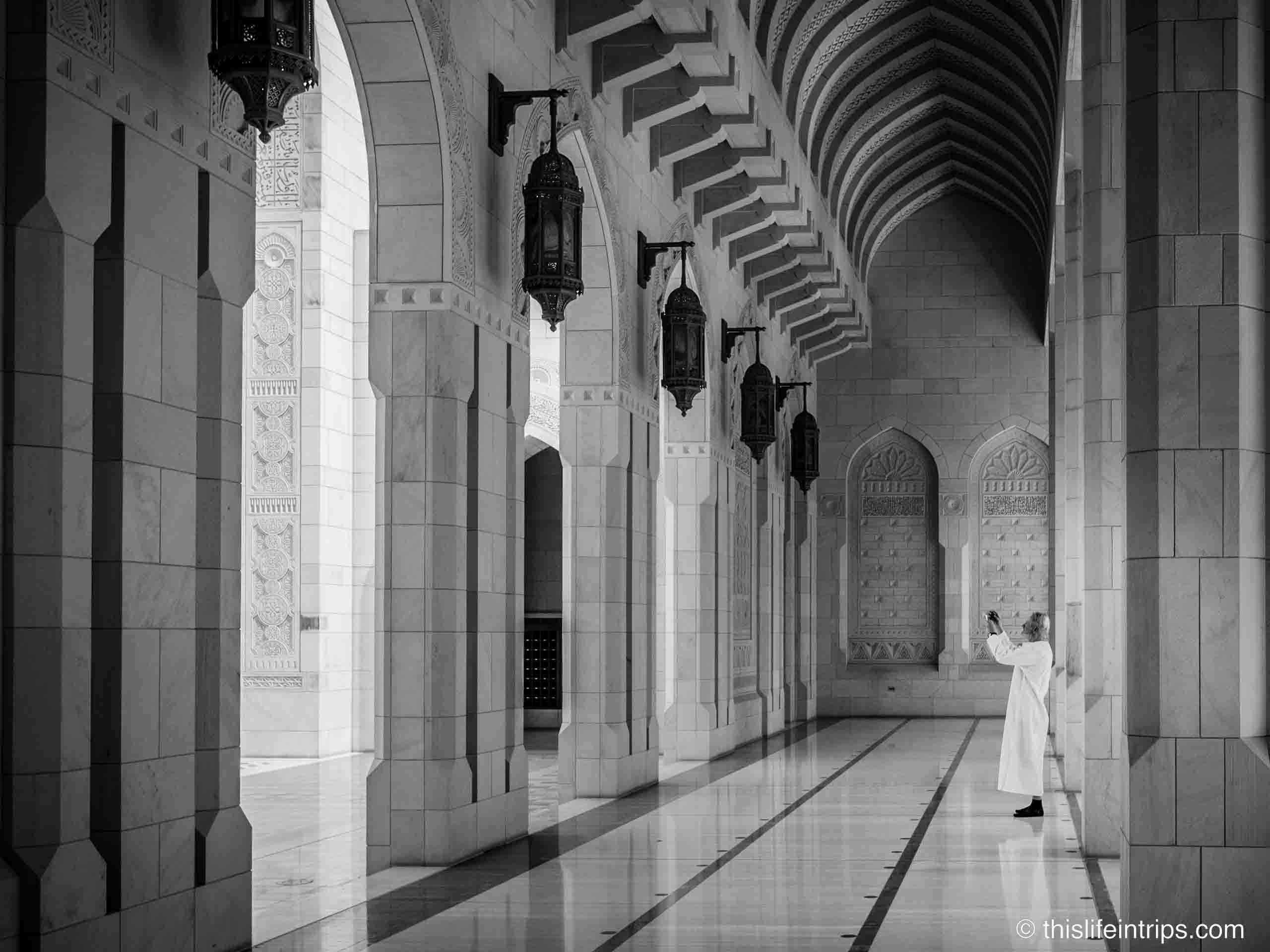 Architectural masterpiece in Muscat: Sultan Qaboos Grand Mosque.