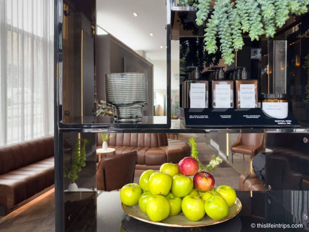 Contemporary decor in Le Germain Ottawa's reception area