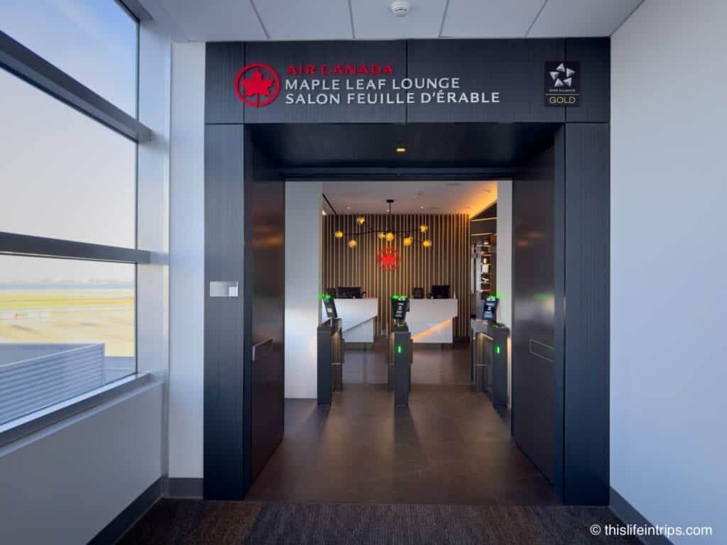 Entrance to the SFO Air Canada Lounge