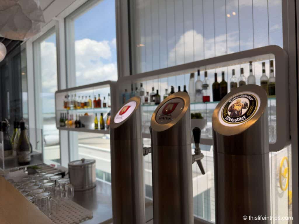 beer taps at the MUC Lufthansa business class lounge