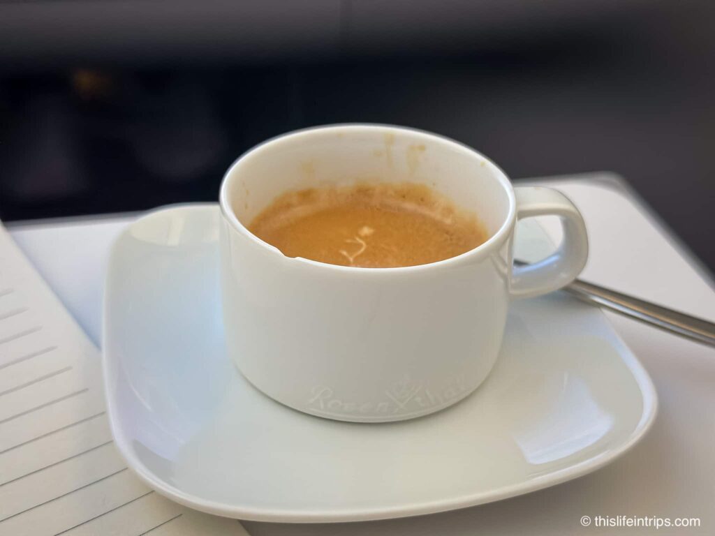 chipped coffee cup on Lufthansa Allegris business class flight