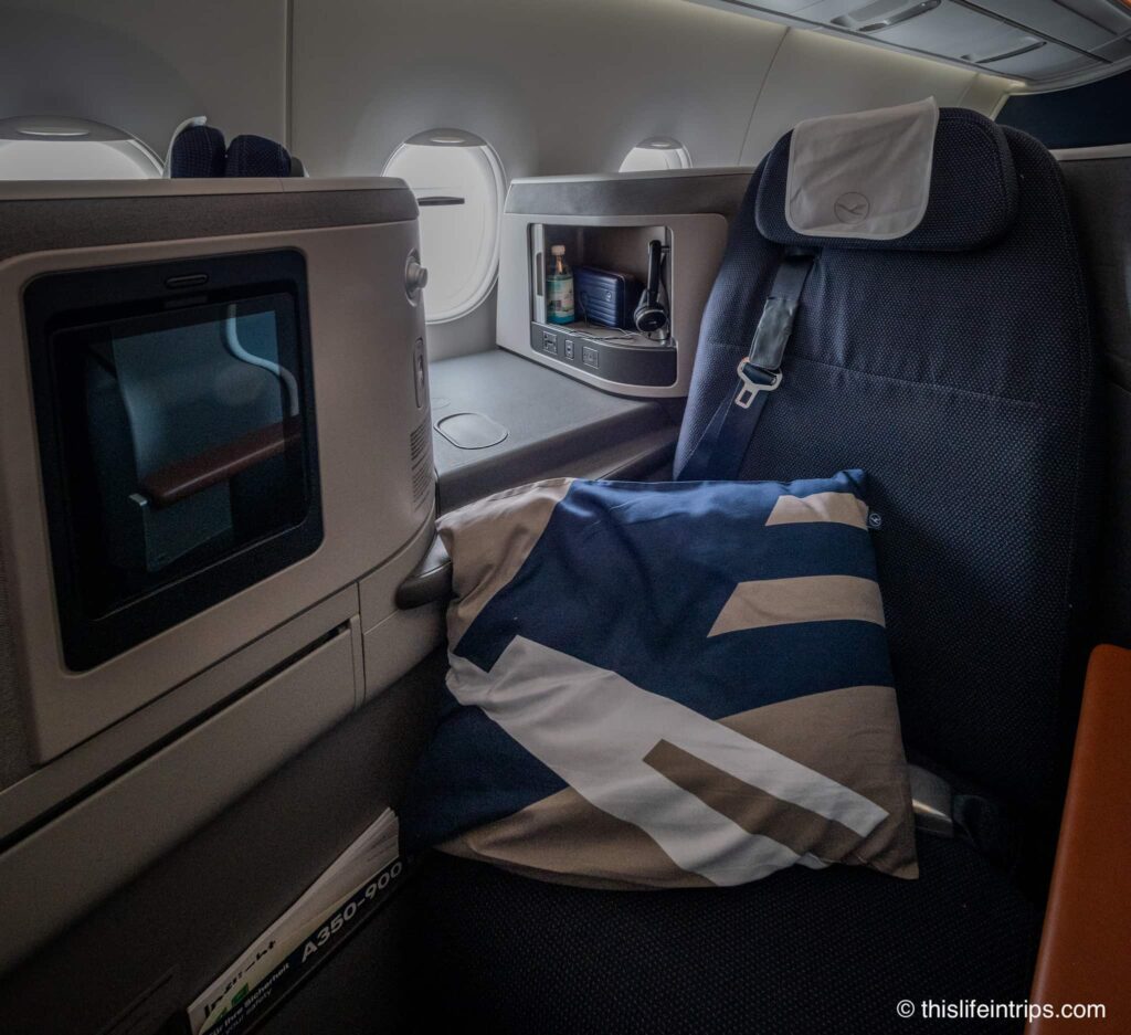 Allegris Lufthansa classic business class seat
