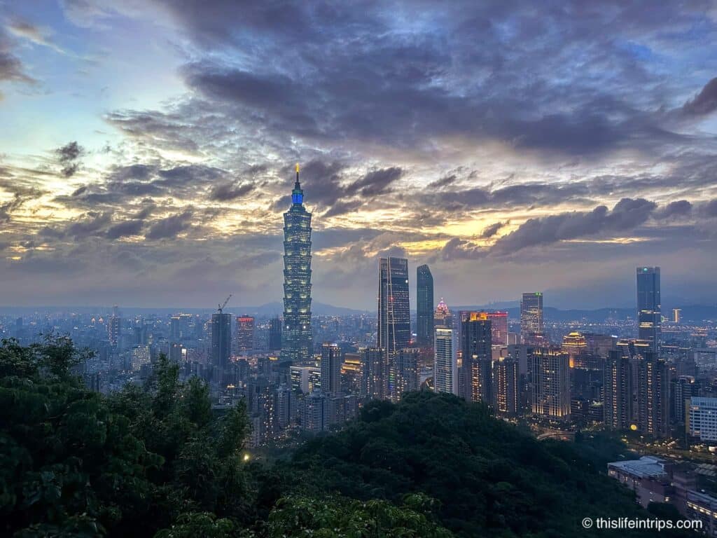 Taipei Skyline at dusk