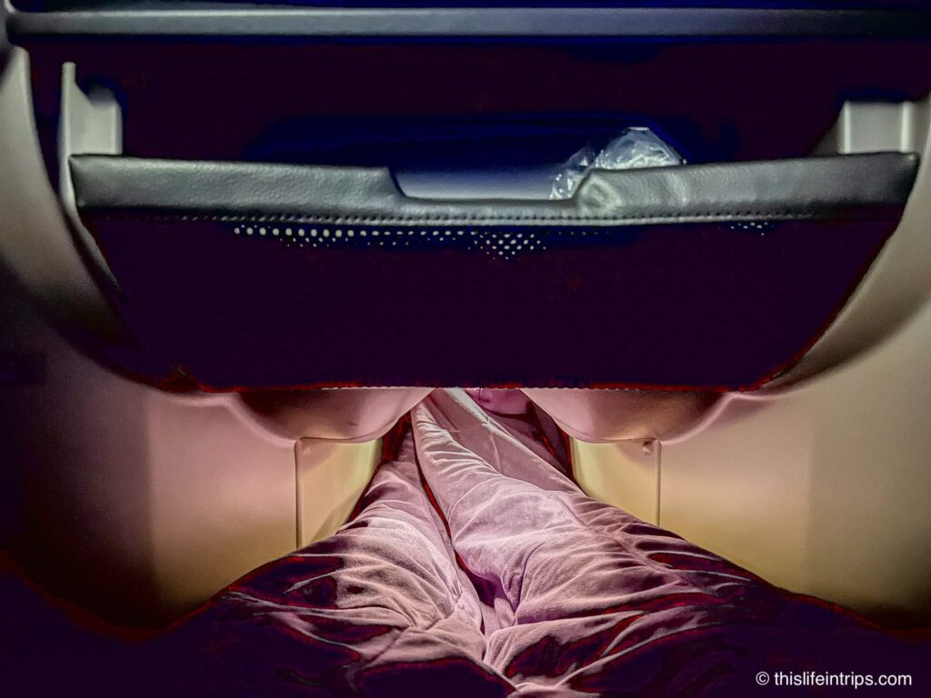 Footwell on Thai Airways business class review