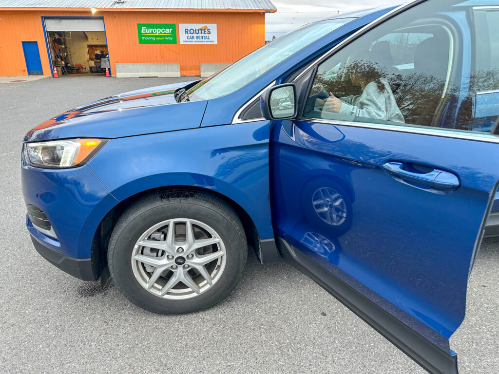 vehicle inspection during a Routes car rental review