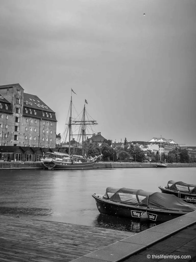 Hey Captain Copenhagen boat tour dock