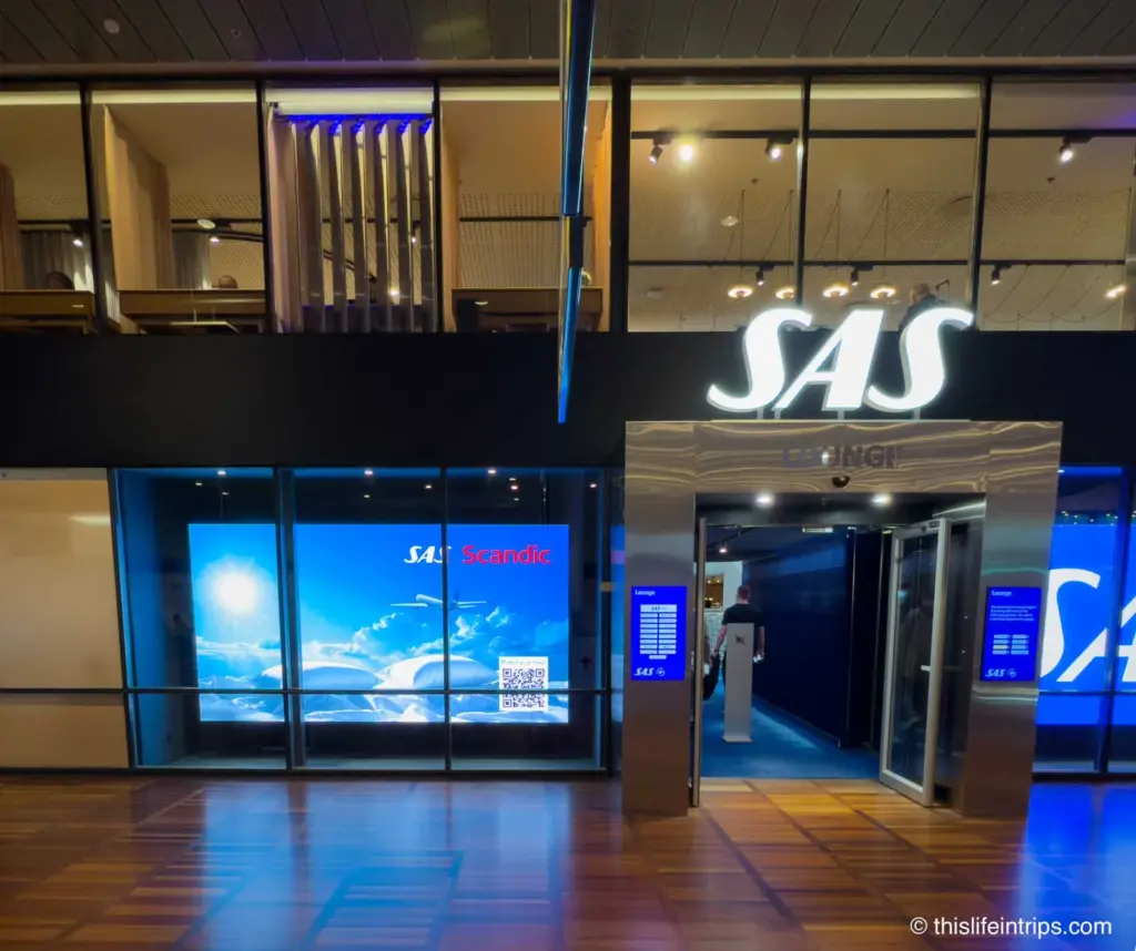 Copenhagen SAS Lounge enterance