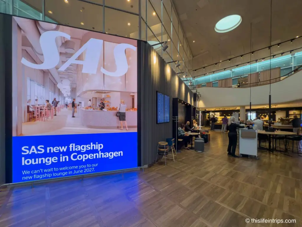 copenhagen sas lounge update sign
