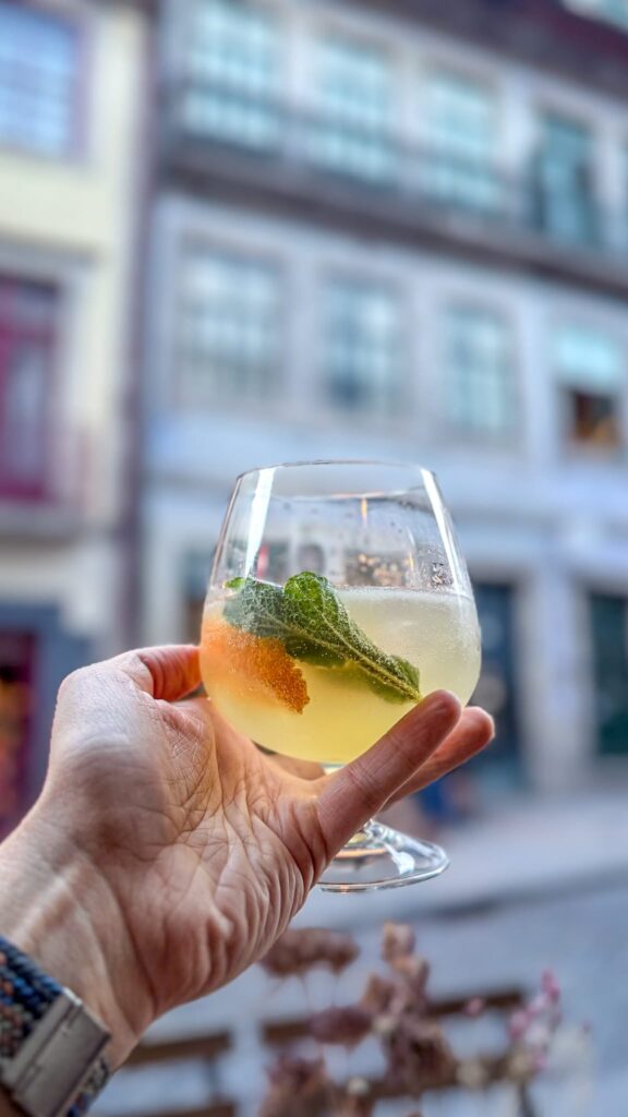 Port cocktail - a Porto Tonico in Porto