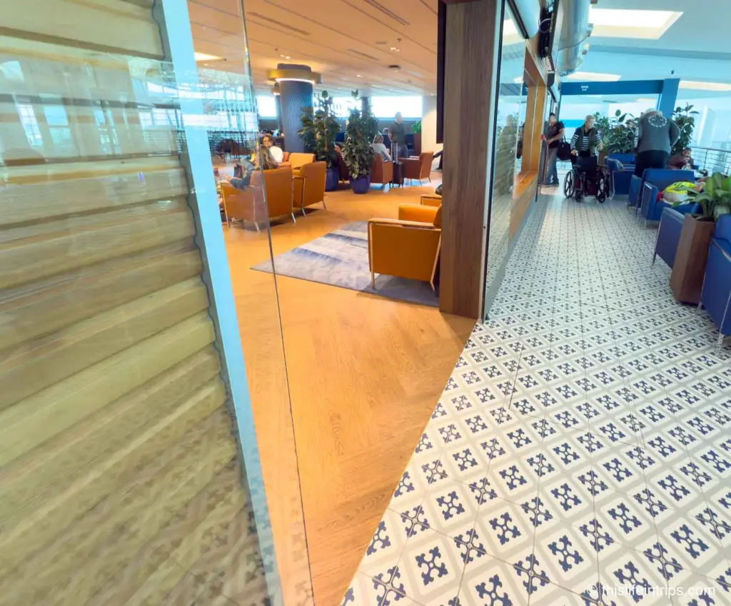 Tiled floors at the Porto airport lounge