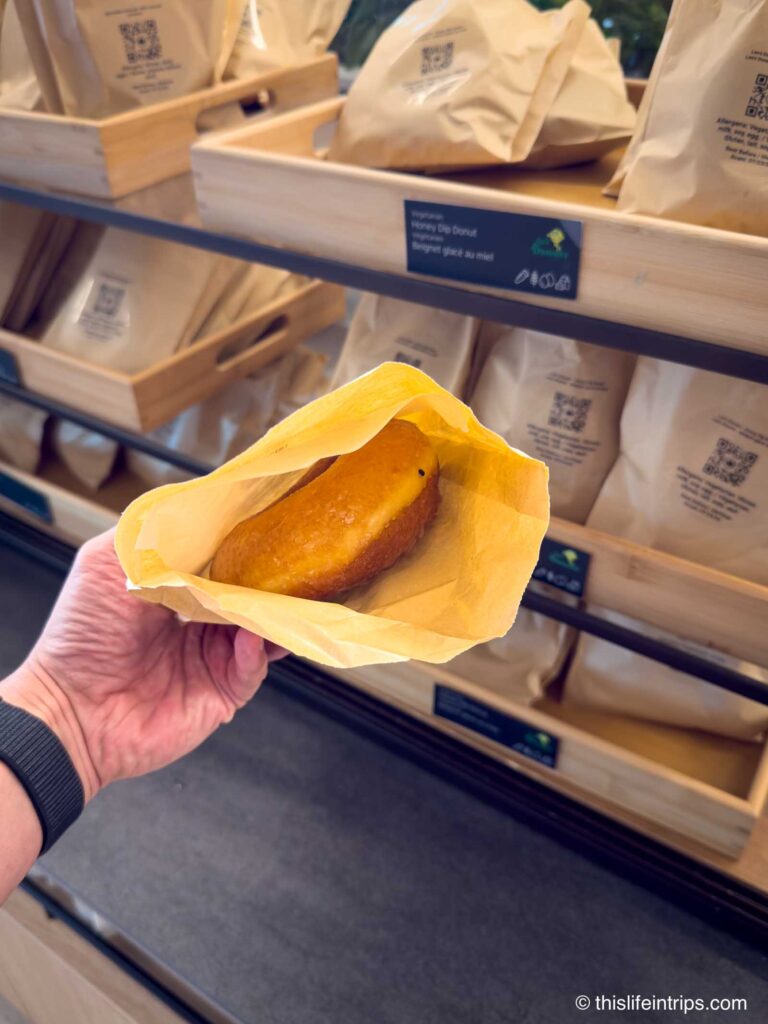 Lee's Honey Dip to go at the YVR Air Canada Cafe