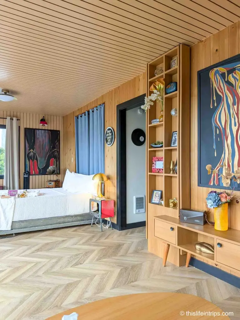 The Record Room at the Florentine Waterfront Hotel